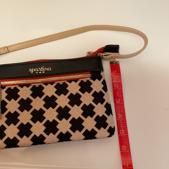 Small hand bag/clutch - Picture 5 of 5